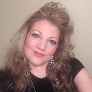 Meet your Posher, Jaclyn